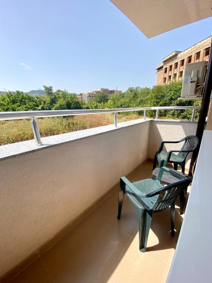 Cozy & Modern 1Br Apart For 4 Guests Next To Medical University & Free Parking Stara Zagora Luaran gambar