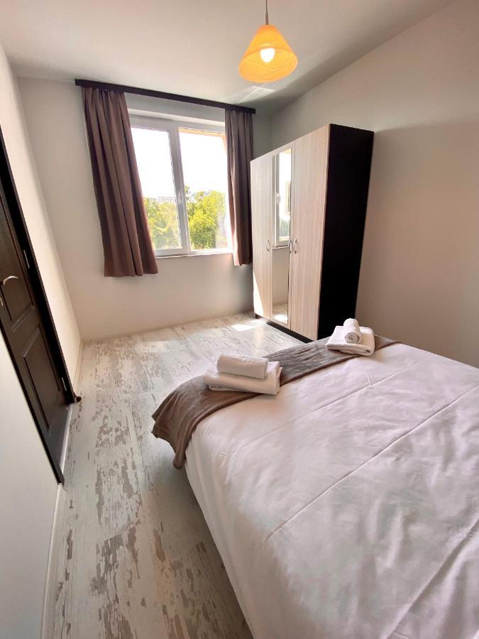 Cozy & Modern 1Br Apart For 4 Guests Next To Medical University & Free Parking Stara Zagora Luaran gambar